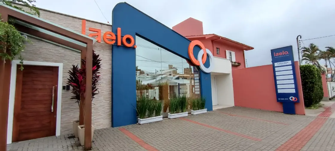 Fachada da Laelo Espaço Integrado de Saúde, na Vila Moema, em Tubarão (SC)